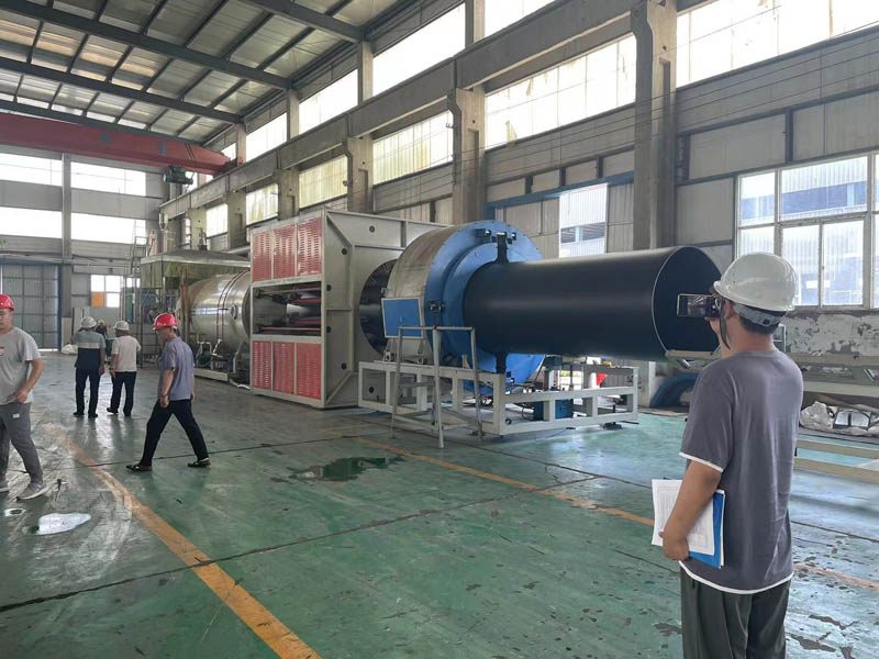 真空定径聚乙烯外套管挤出机